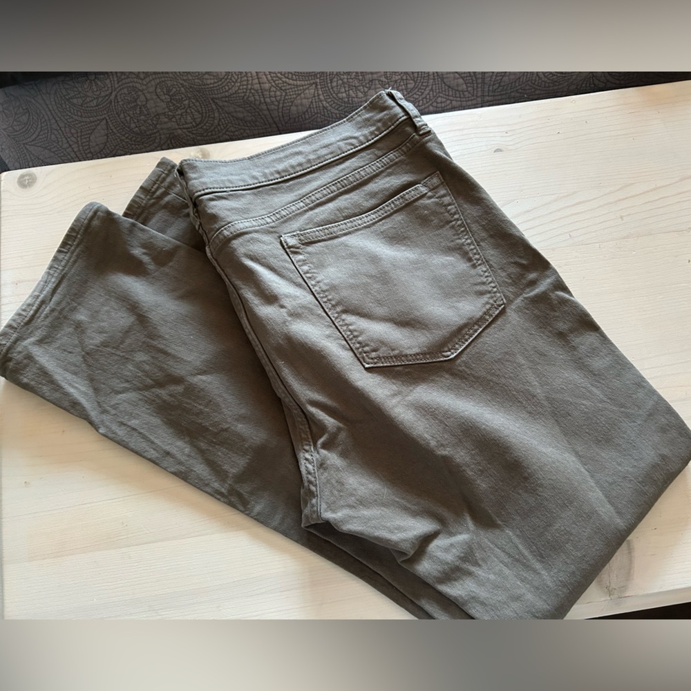 Greige denim men’s slim pants